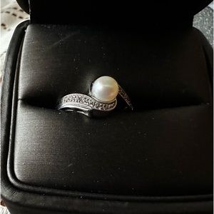 Pearl Ring